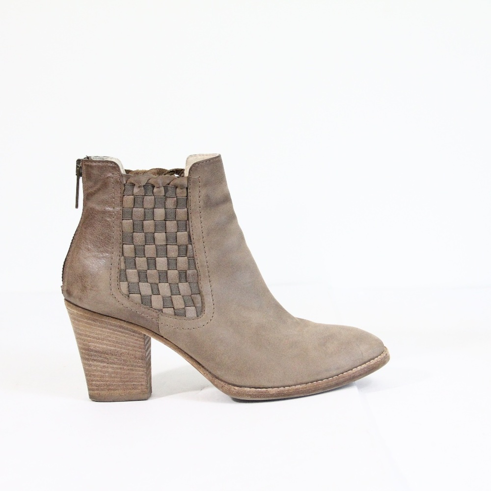 Aquatalia Boots sz 8 Frannie Ankle Booties Women Leather Shoes made in Italy